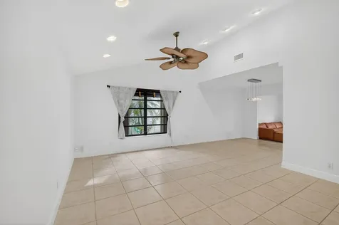 18051 104th Terrace S Boca Raton FL 33498