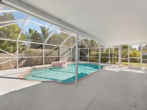 6130 60th Court Vero Beach FL 32967