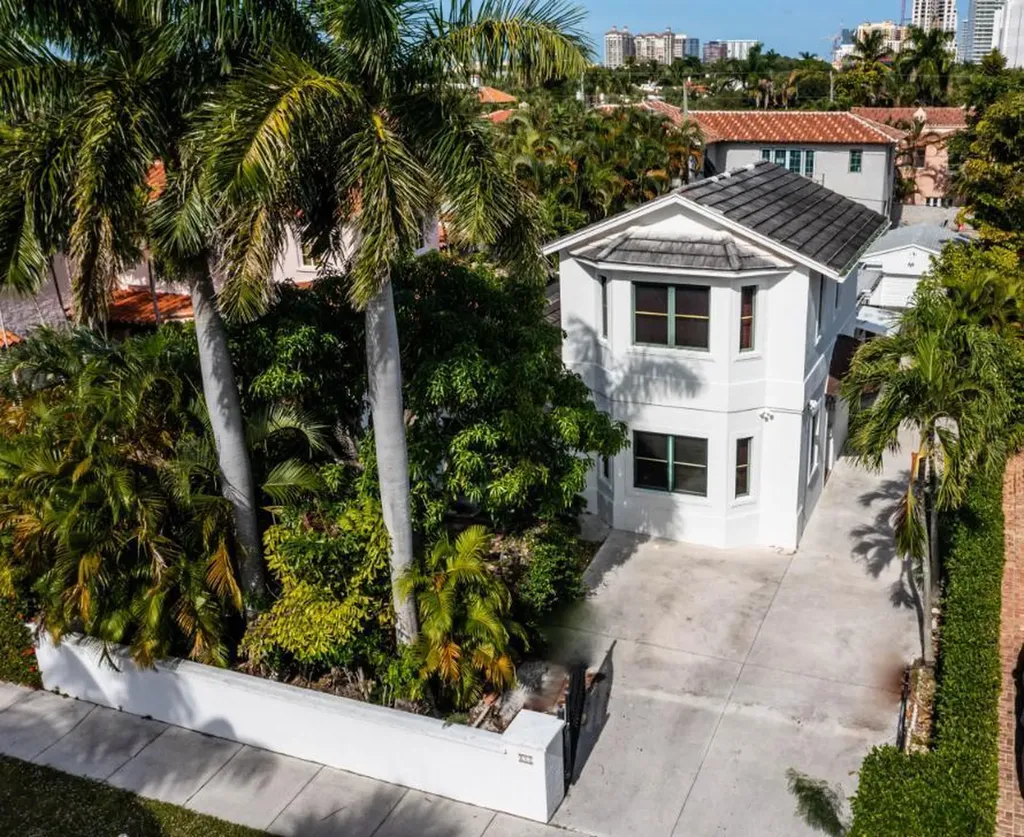 217 Sunset Road West Palm Beach FL 33401