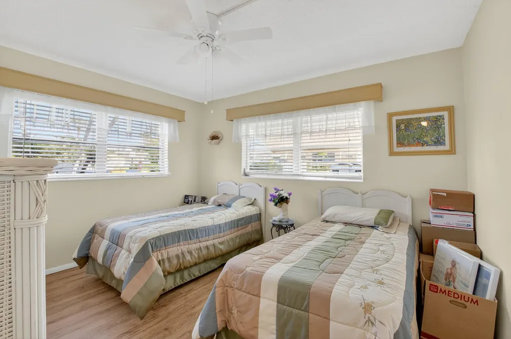 2152 NE 1st Way Boynton Beach FL 33435