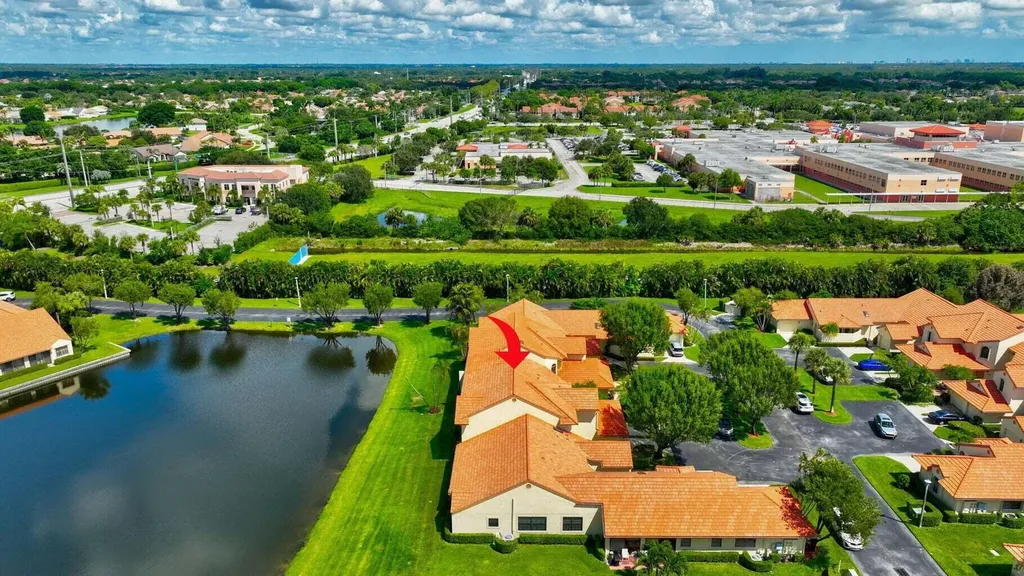 8300 Waterline Drive Boynton Beach FL 33472