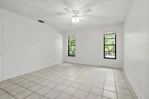 2850 SE Calvin Street Port St Lucie FL 34952