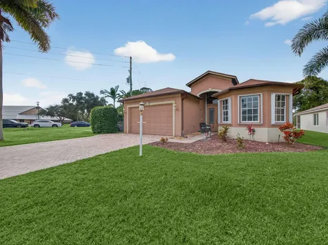 8946 SW Fishermans Wharf Drive Stuart FL 34997