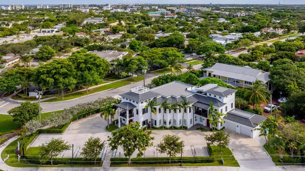 230 George Bush Boulevard Delray Beach FL 33444