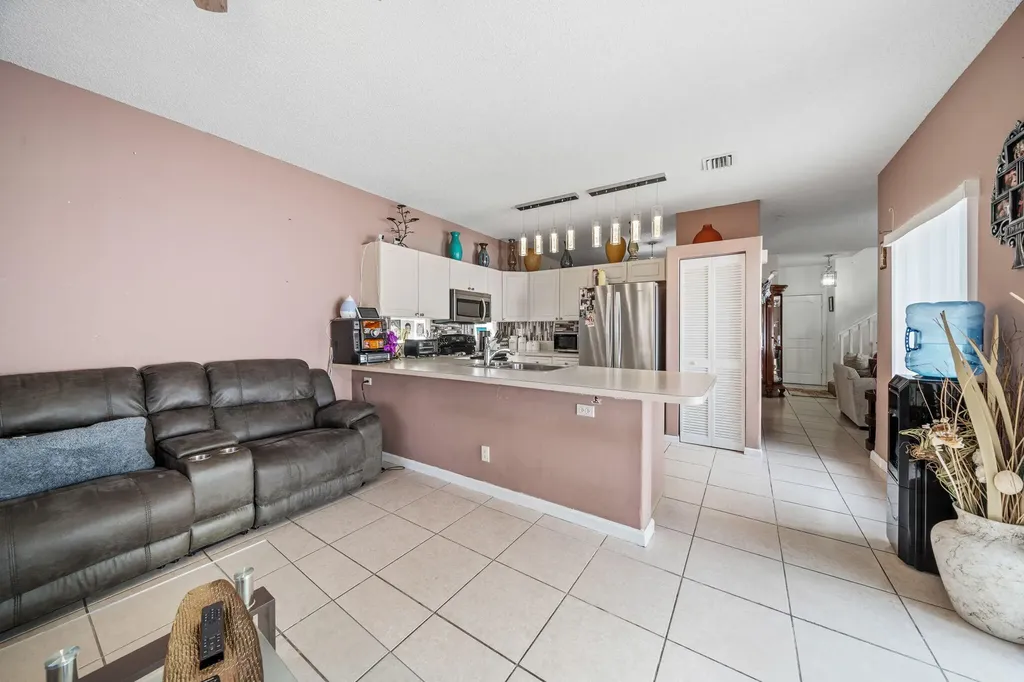 6892 Perdido Bay Terrace Lake Worth FL 33463