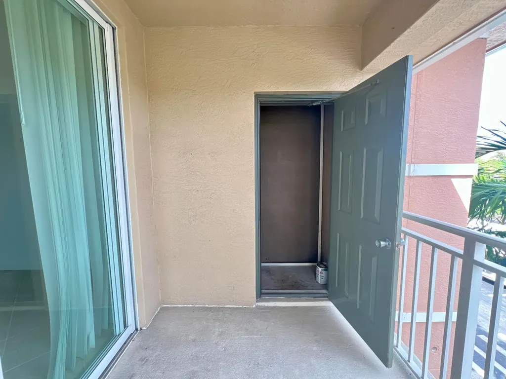 6450 Emerald Dunes Drive West Palm Beach FL 33411