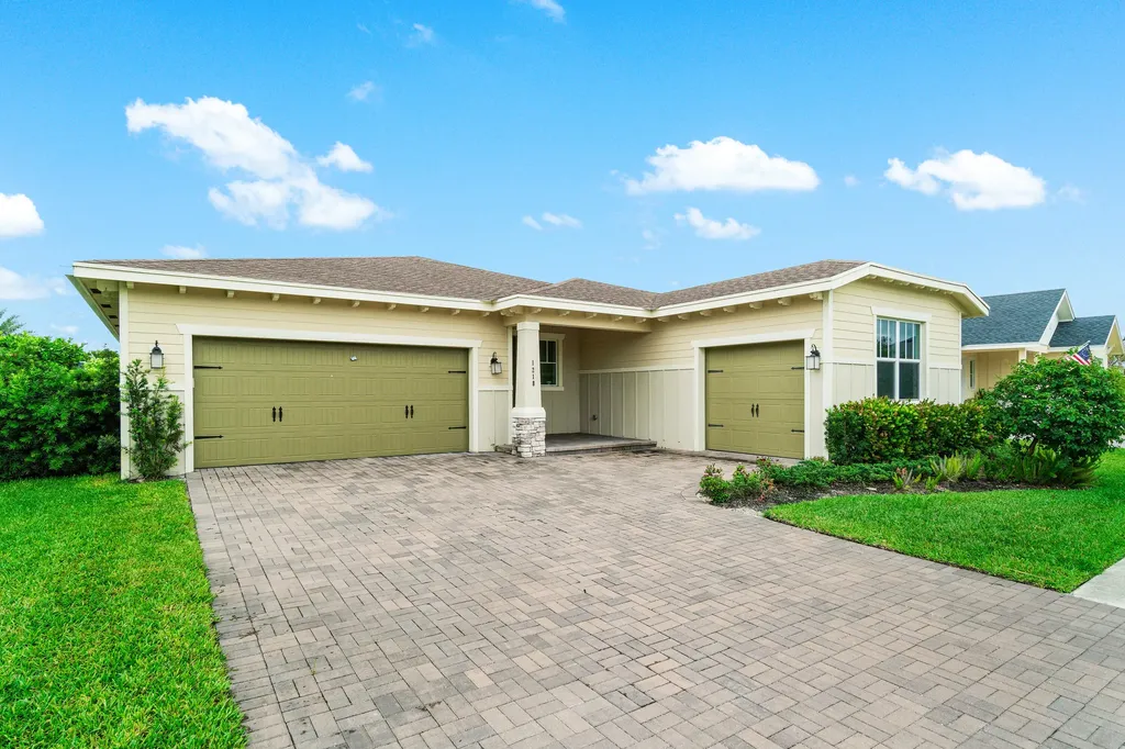 1218 Timber Reap Trail The Acreage FL 33470