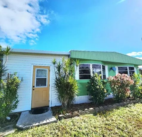 16 S Granada Lane Port St Lucie FL 34952