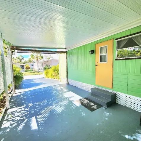 16 S Granada Lane Port St Lucie FL 34952