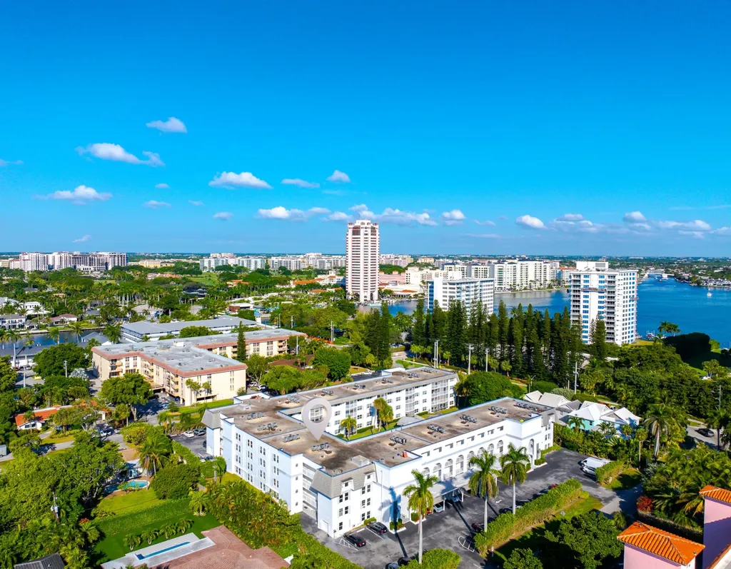 800 E Camino Real Boca Raton FL 33432
