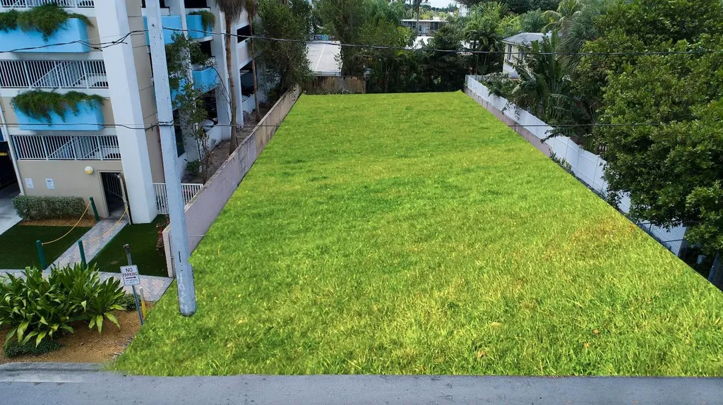 1956 NE 2nd Street Deerfield Beach FL 33441