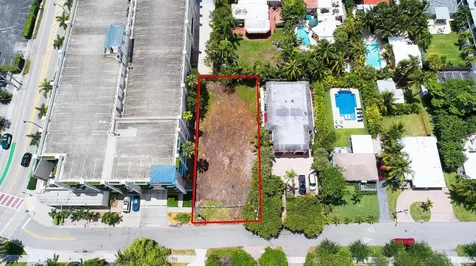 1956 NE 2nd Street Deerfield Beach FL 33441
