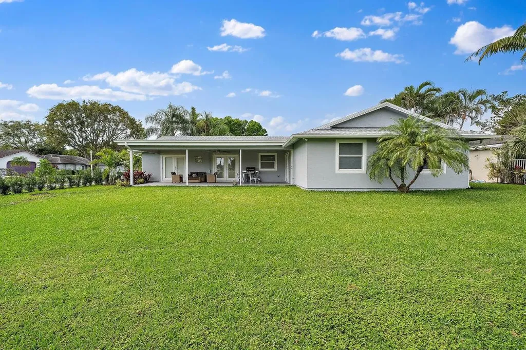 1342 Essex Drive Wellington FL 33414