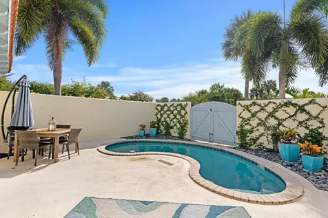 2211 Las Casitas Drive Wellington FL 33414