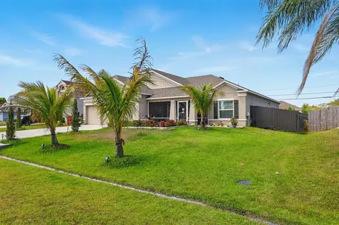 1041 SW Dartmouth Avenue Port St Lucie FL 34953