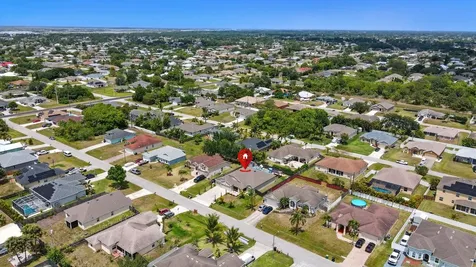 1041 SW Dartmouth Avenue Port St Lucie FL 34953