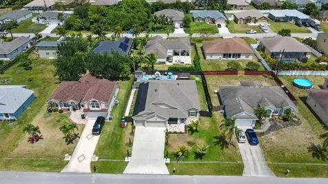 1041 SW Dartmouth Avenue Port St Lucie FL 34953