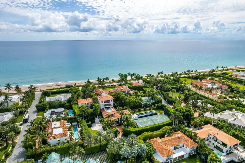 12 Lagomar Road Palm Beach FL 33480