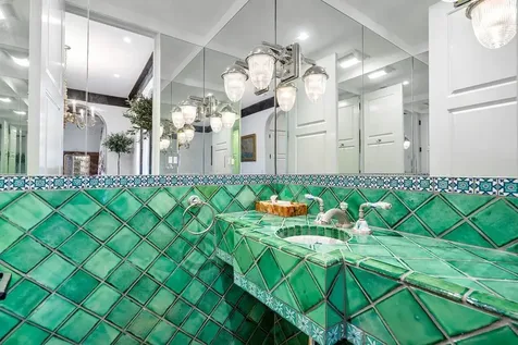 12 Lagomar Road Palm Beach FL 33480