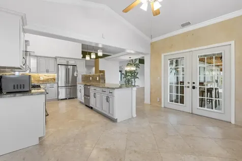 233 NE Sagamore Terrace Port St Lucie FL 34983