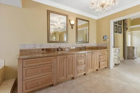 233 NE Sagamore Terrace Port St Lucie FL 34983