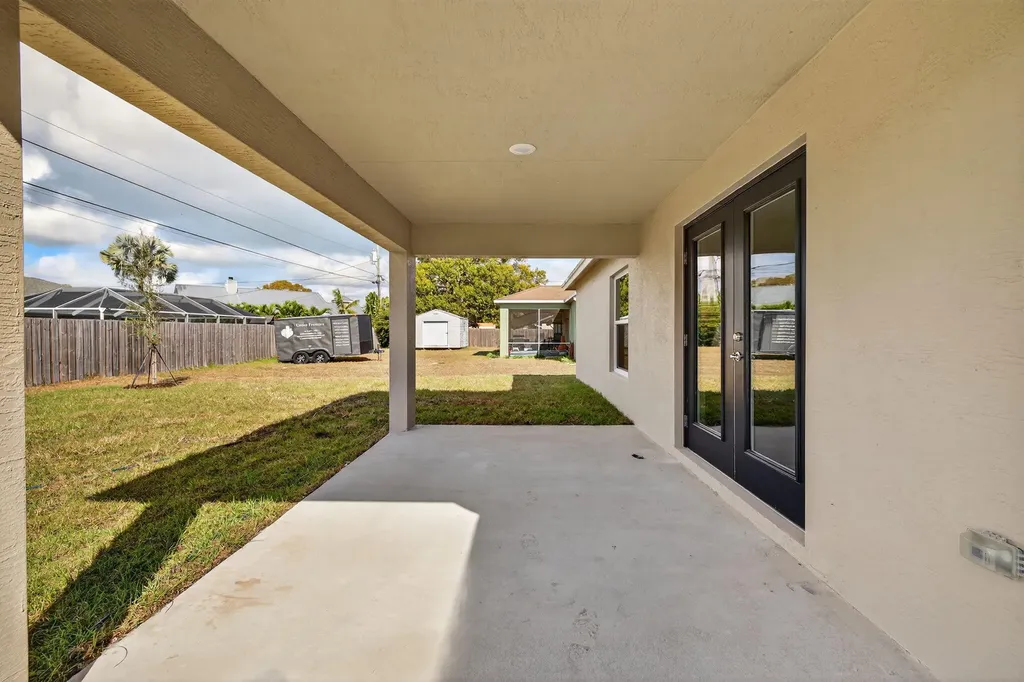 4122 SW Baird Street Port St Lucie FL 34953