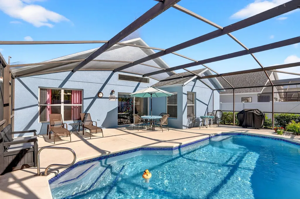 844 Casterton Circle Davenport FL 33897