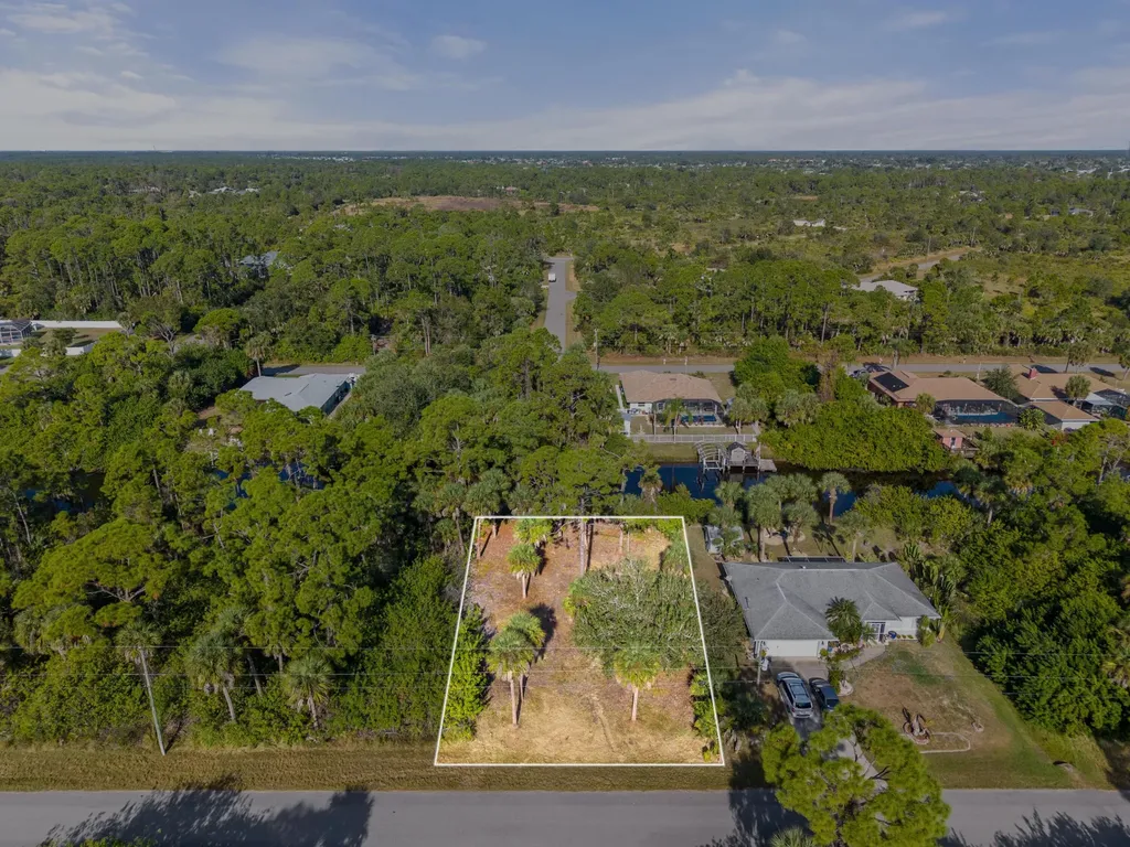 409 Cheshire Street Port Charlotte FL 33953