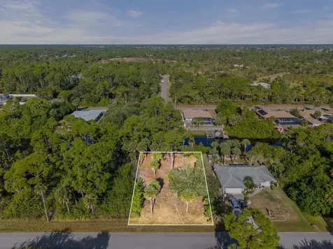 409 Cheshire Street Port Charlotte FL 33953