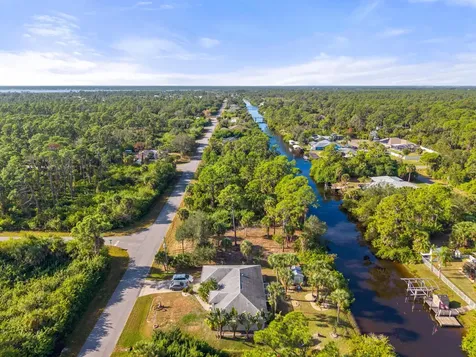 409 Cheshire Street Port Charlotte FL 33953