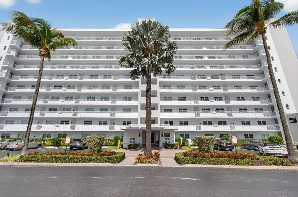 3300 S Ocean Boulevard Highland Beach FL 33487
