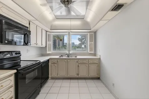 3300 S Ocean Boulevard Highland Beach FL 33487