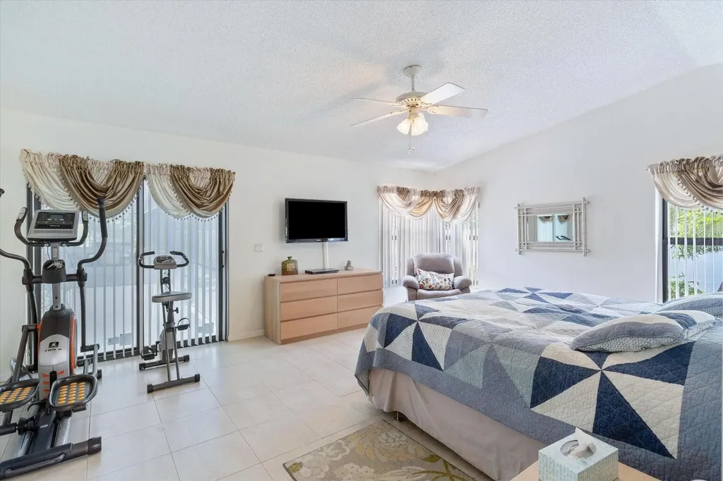 11241 Island Lakes Lane Boca Raton FL 33498