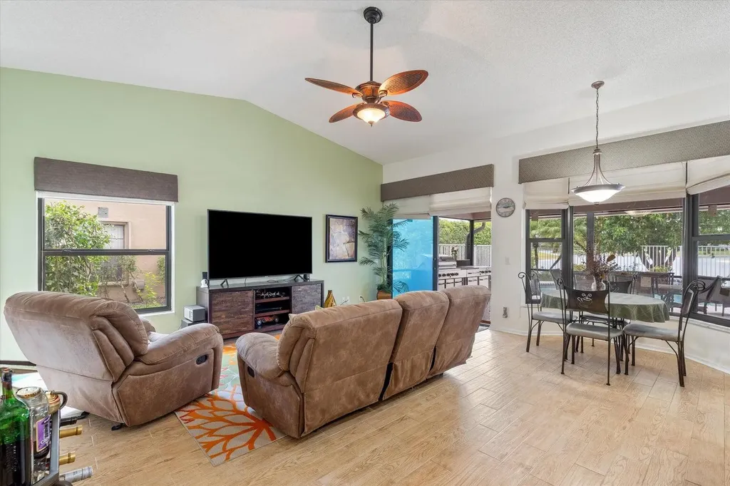 11241 Island Lakes Lane Boca Raton FL 33498