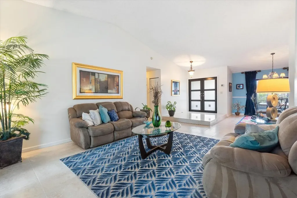 11241 Island Lakes Lane Boca Raton FL 33498