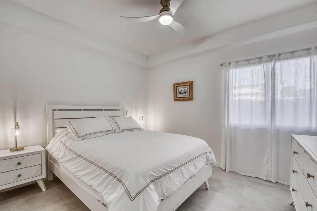 117 Lake Avenue Lake Worth Beach FL 33460
