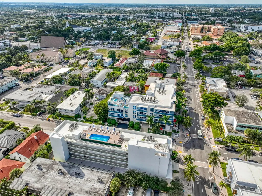 117 Lake Avenue Lake Worth Beach FL 33460