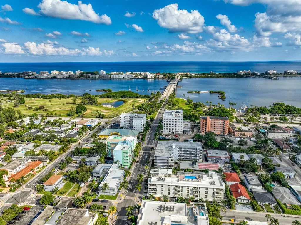 117 Lake Avenue Lake Worth Beach FL 33460