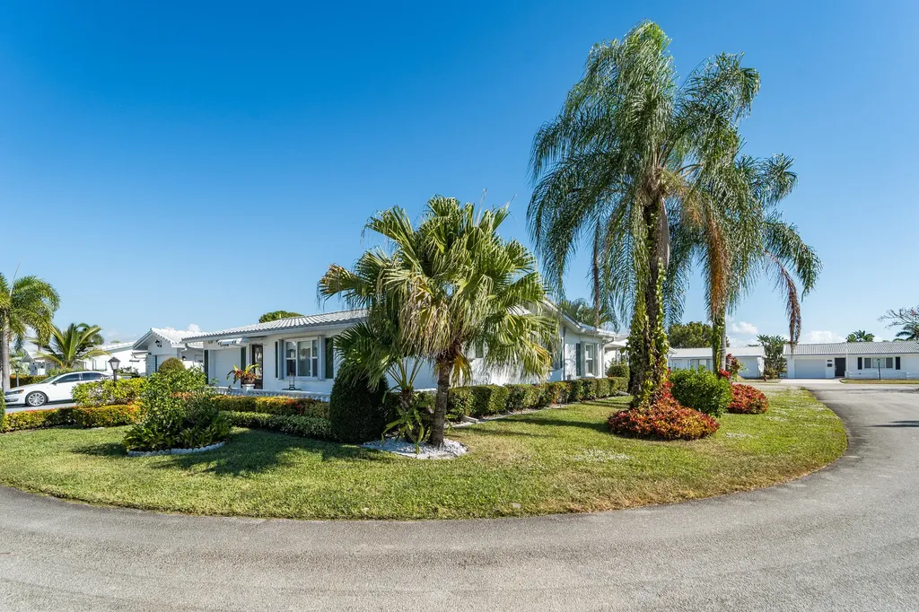 1708 SW 21st Street SW Boynton Beach FL 33426