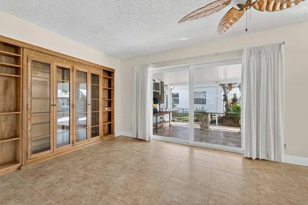 1708 SW 21st Street SW Boynton Beach FL 33426