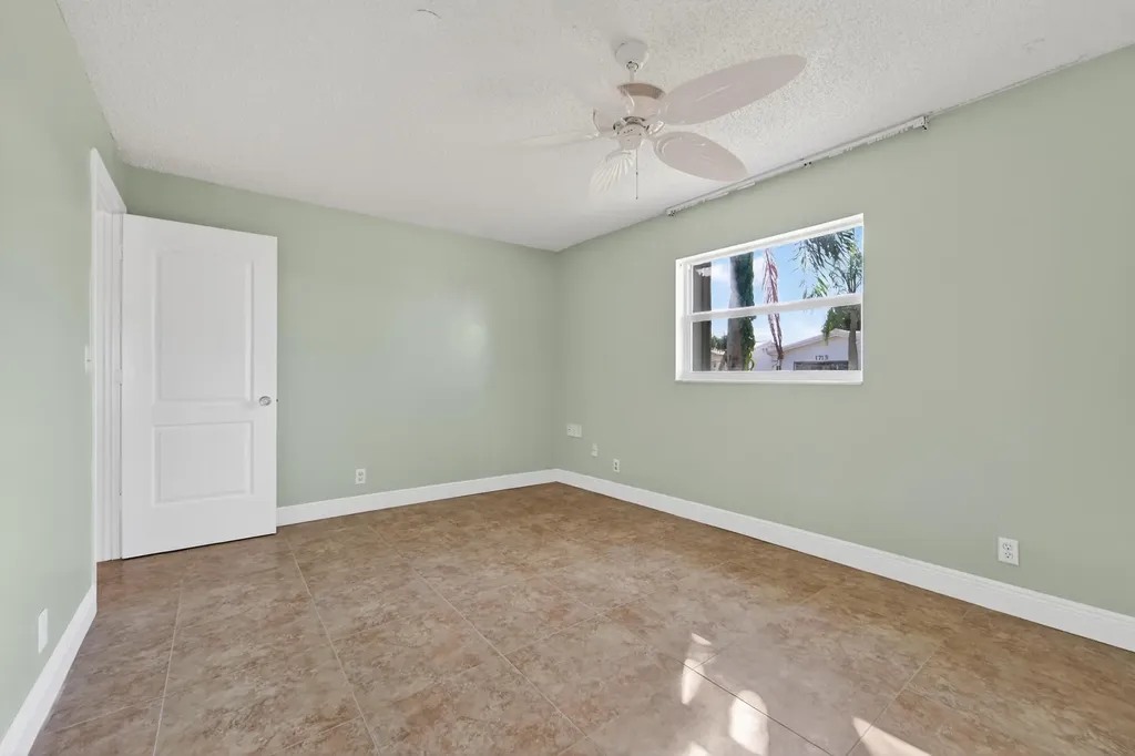 1708 SW 21st Street SW Boynton Beach FL 33426