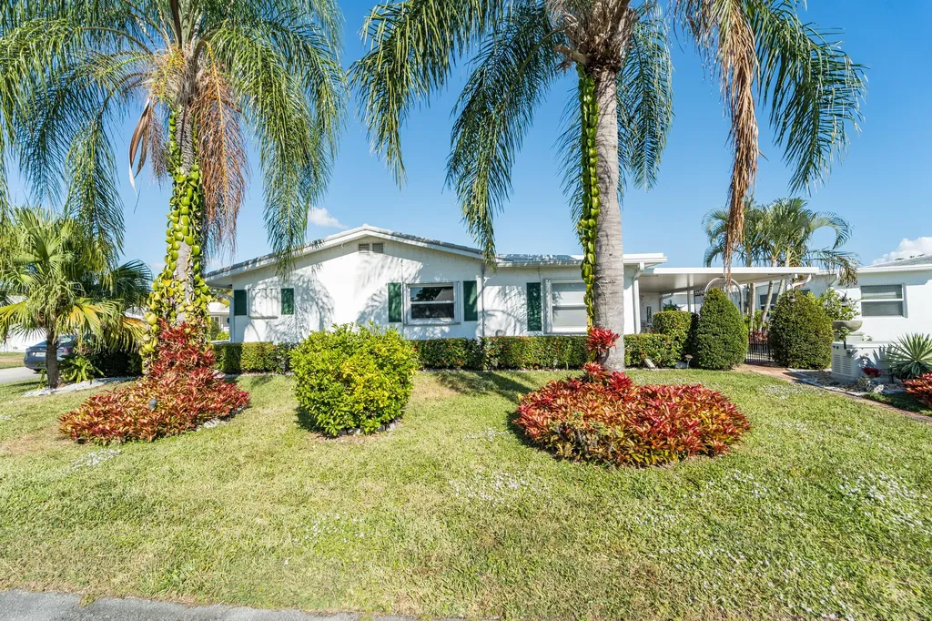1708 SW 21st Street SW Boynton Beach FL 33426