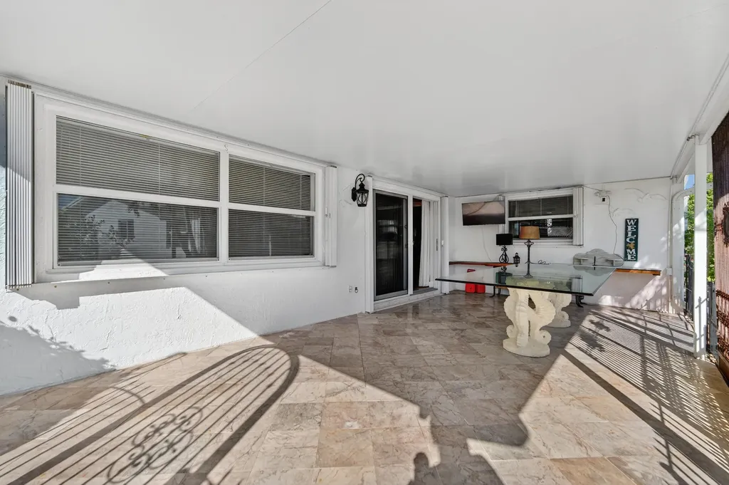 1708 SW 21st Street SW Boynton Beach FL 33426