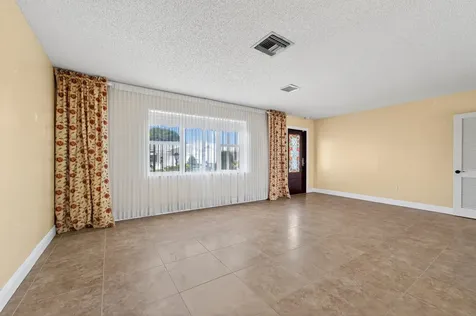 1708 SW 21st Street SW Boynton Beach FL 33426