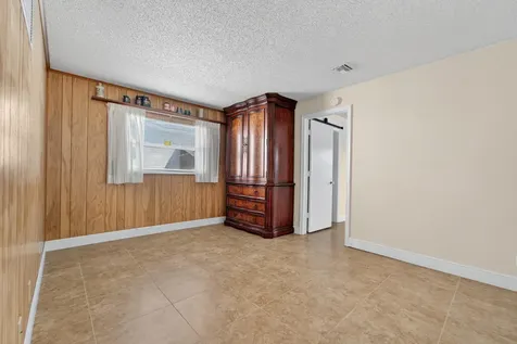 1708 SW 21st Street SW Boynton Beach FL 33426