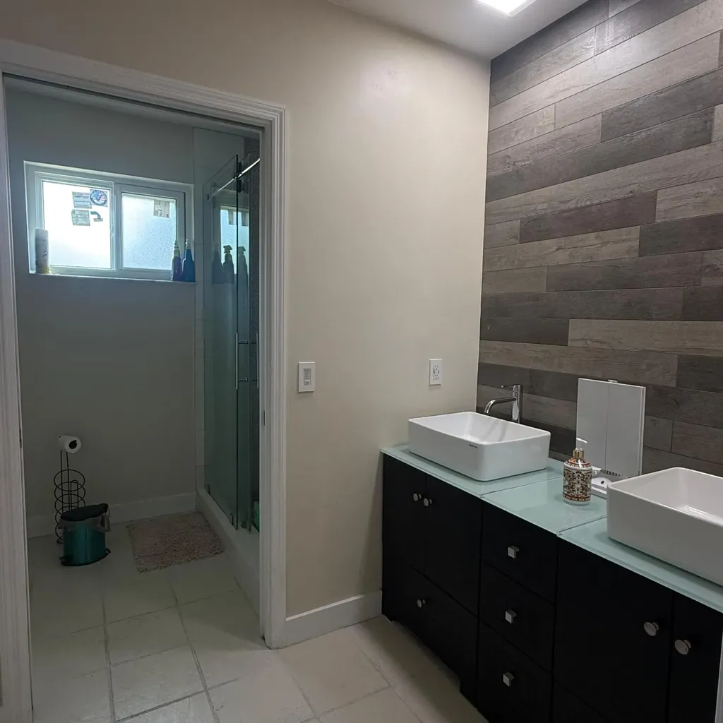 337 E Lake Road Palm Springs FL 33461