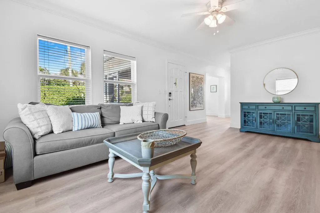 941 Ocean Drive Juno Beach FL 33408