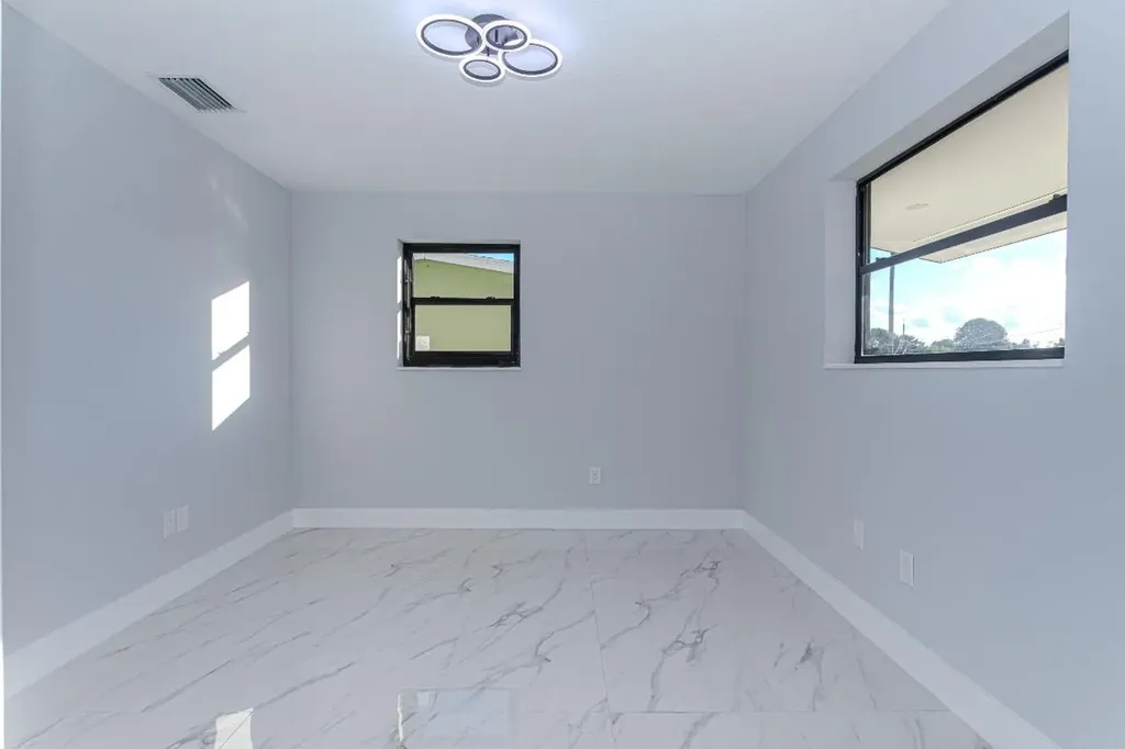 62 Andros Road Palm Springs FL 33461