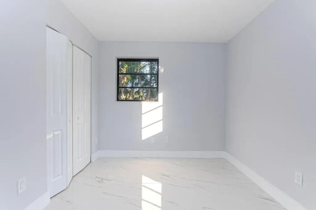 62 Andros Road Palm Springs FL 33461