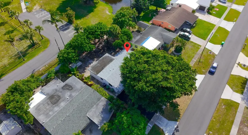62 Andros Road Palm Springs FL 33461